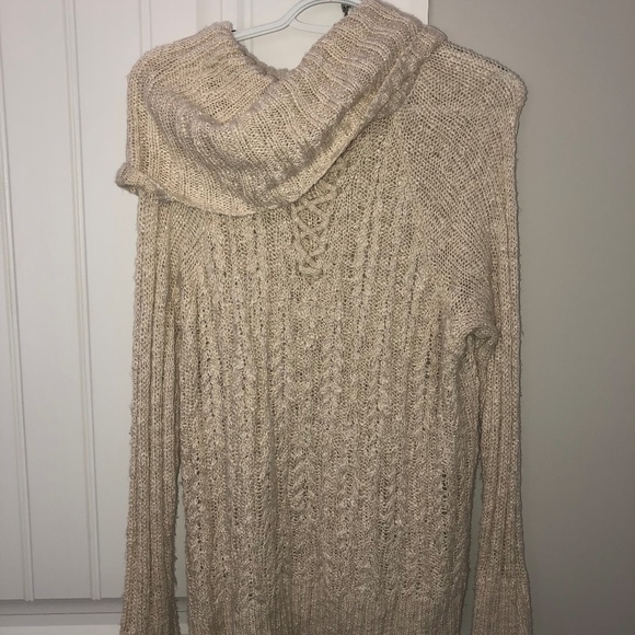 Sweater - Picture 2 of 3